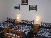 Roy Bridge Hotel Roybridge Bagian luar foto